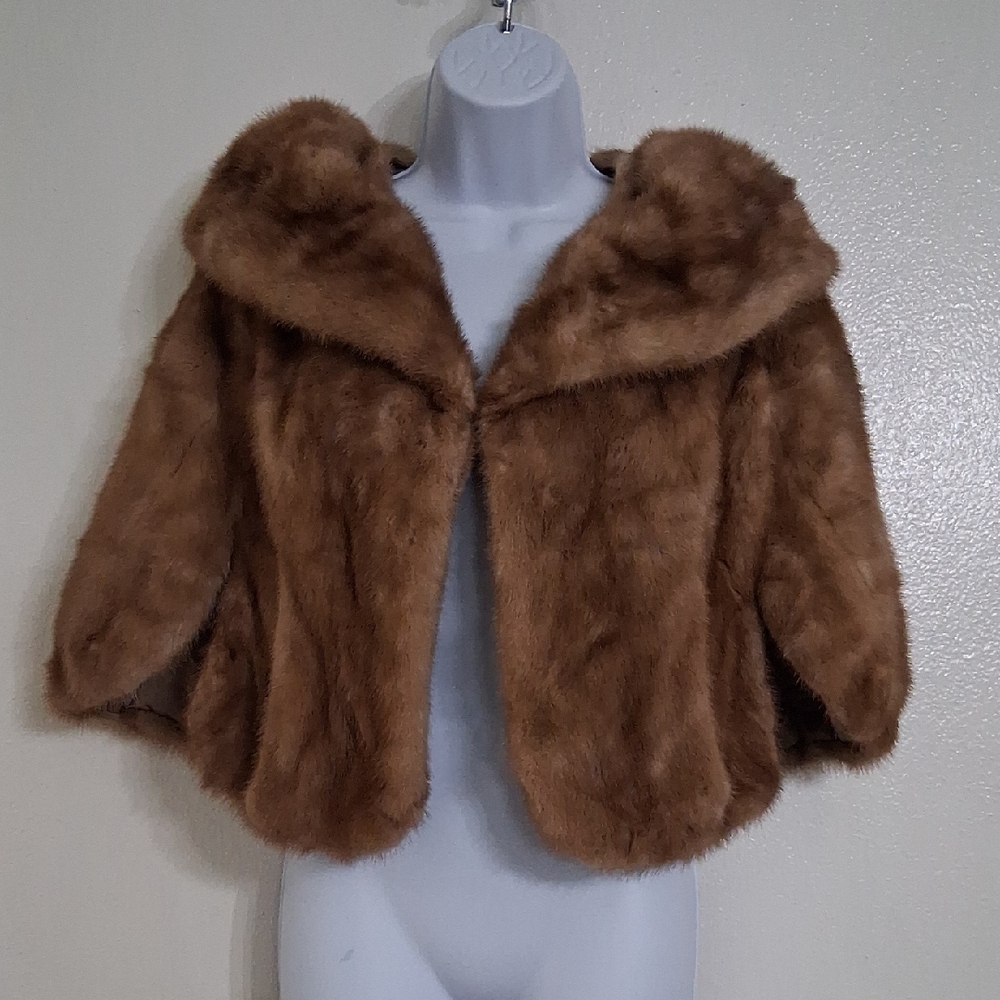 Vintage Mink Fur Slote Cape Cropped Fur Jacket  Year 40y  60..